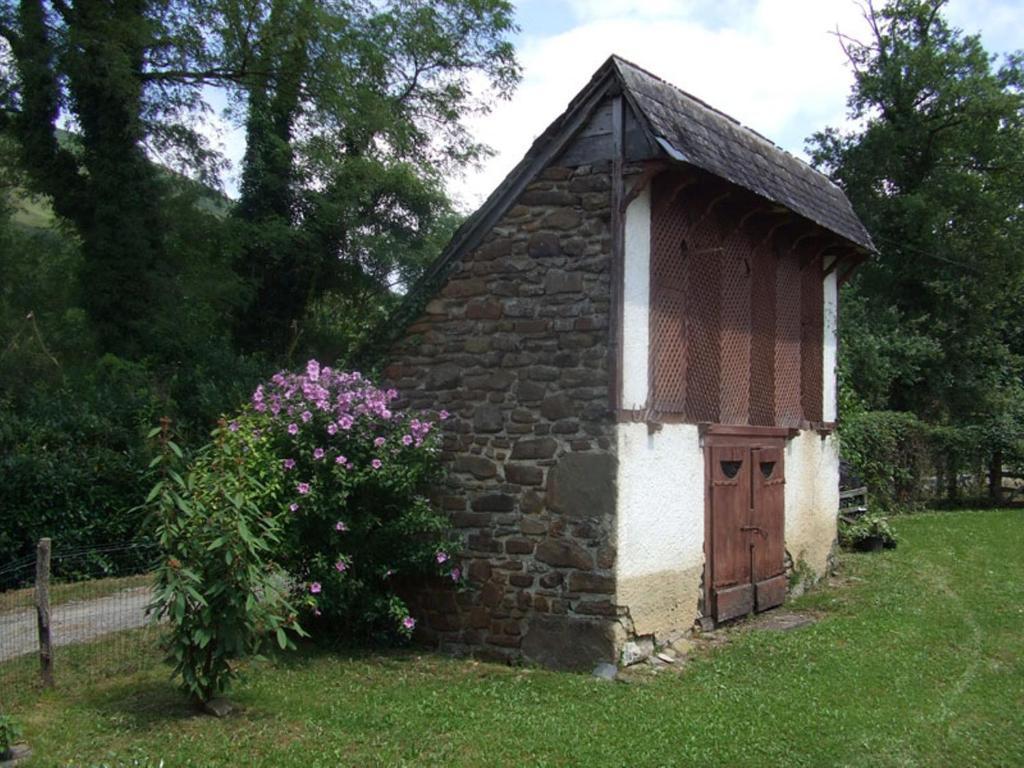 Chambres D'Hotes Maison Paillet 몽토리 외부 사진
